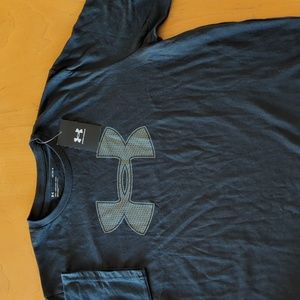 NWT Under Armour T-shirt